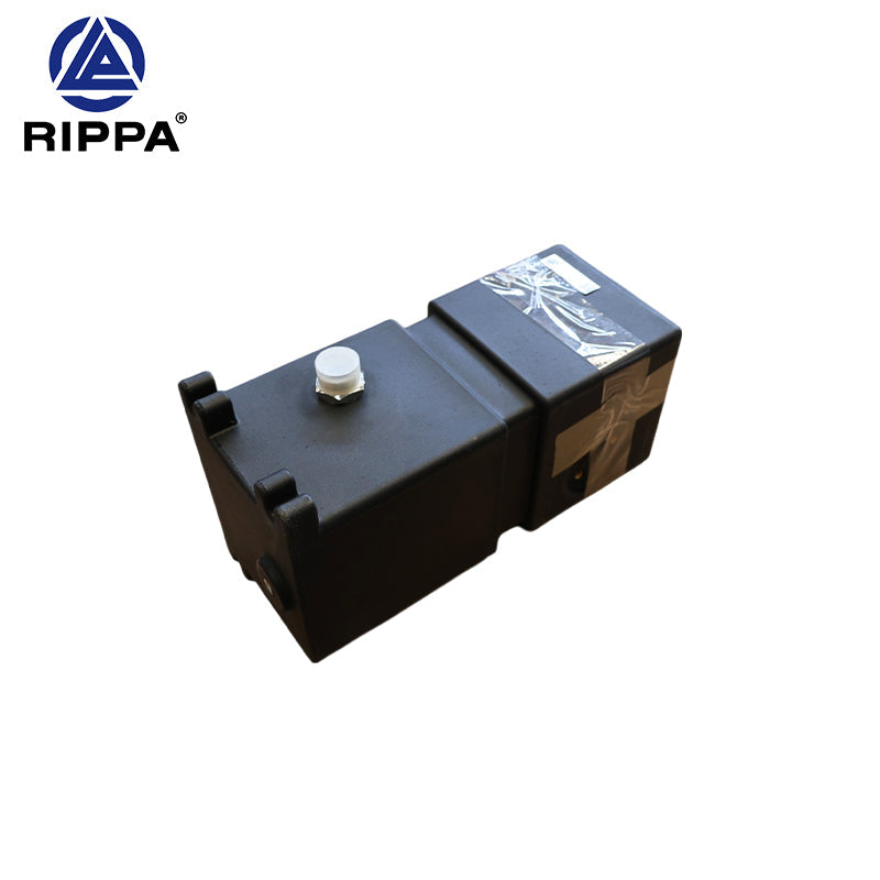 Excavator R18-4 Kubota Plastic Hydraulic Tank[LP0115040111]