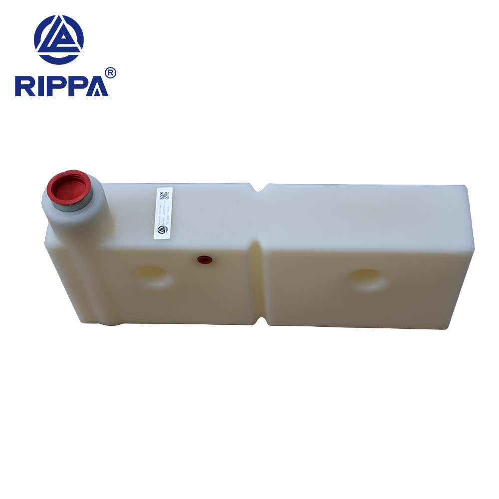 Excavator R10-5 Briggs & Stratton S Plastic Gas Tank[LP0115040075]